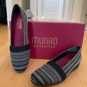Munro shoes 7.5 NIB